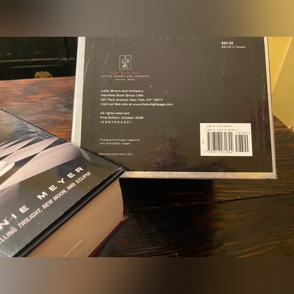 Twilight book series 1st edition - Picture 7 of 7